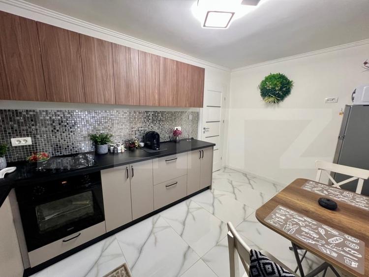 Apartament cu 3 camere, 70 mp, zona Centrala - 10