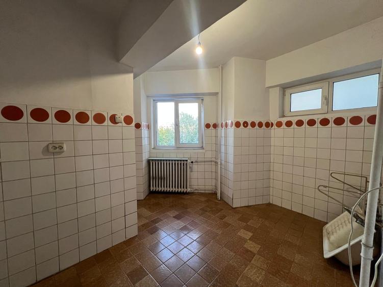 Apartament cu 2 camere decomandat în Unirii