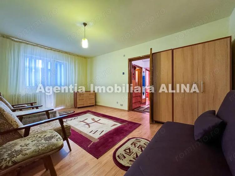 Apartament cu 2 camere decomandat în Piața Centrală