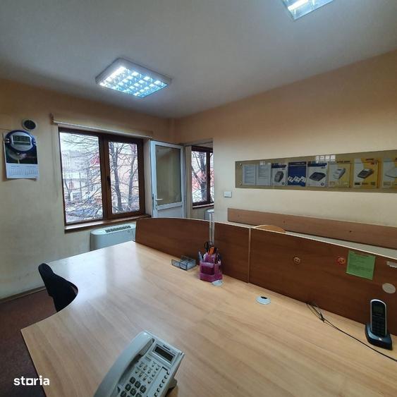 Casă cu 4 camere în Tei