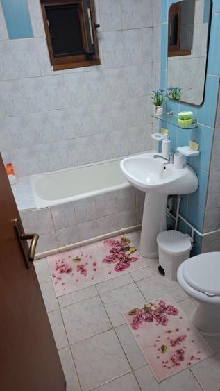 Casă cu 3 camere în Central