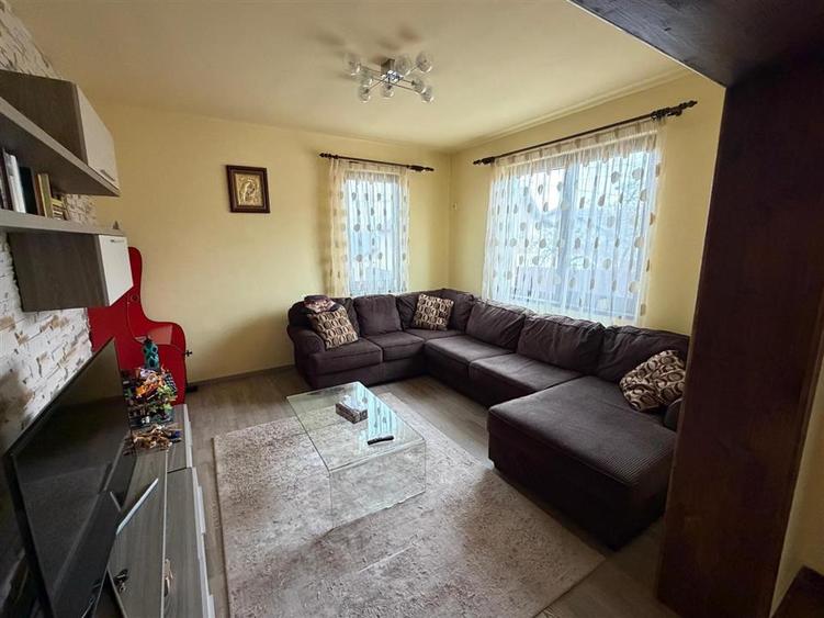 Casă individuală cu 4 camere cu Teren 500 Mp în Păulești
