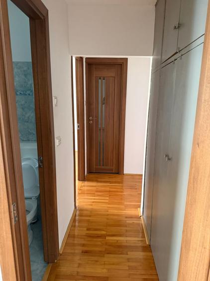 Apartament cu 3 camere decomandat în Județean