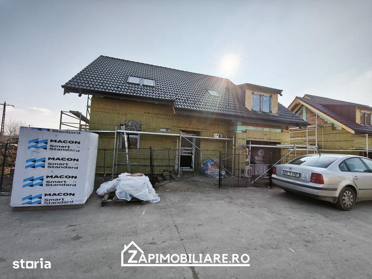 Casă cu 4 camere cu Teren 350 Mp în Unirii