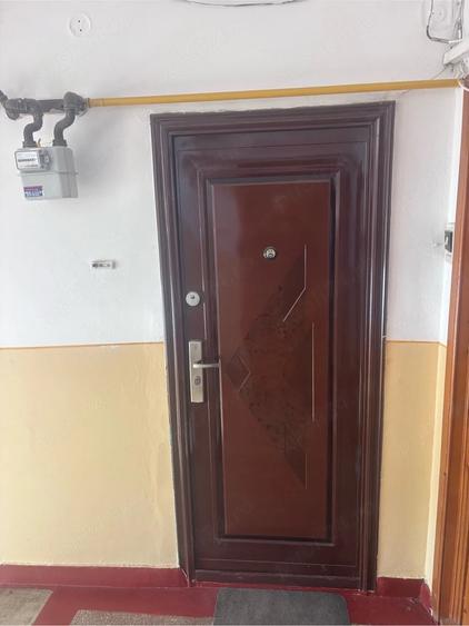 Apartament cu 2 camere semidecomandat în Hipodrom
