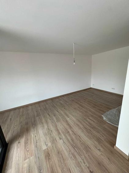 Apartament cu 2 camere decomandat în Circumvalațiunii
