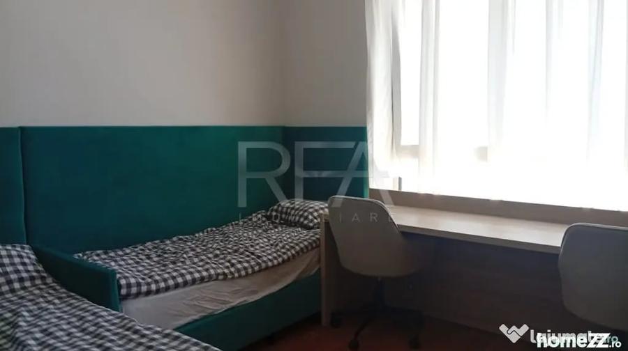 Apartament cu 3 camere decomandat în Domenii