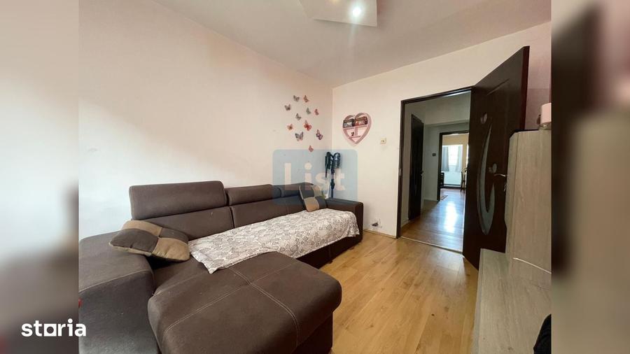 Apartament cu 4 camere decomandat în Luncă