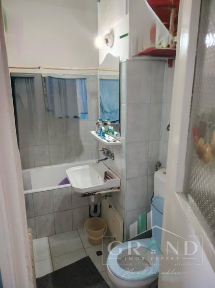Apartament cu 2 camere semidecomandat, mobilat în Mănăștur