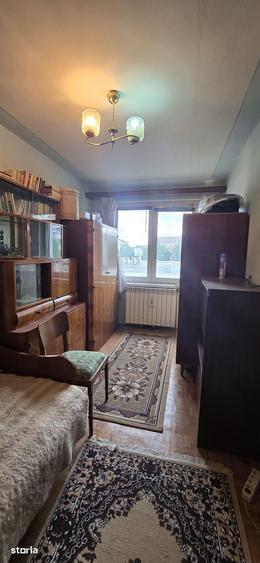 Apartament cu 3 camere în Terezian
