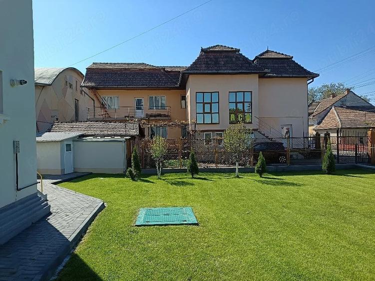 Casă cu 2 camere cu Teren 700 Mp în Central