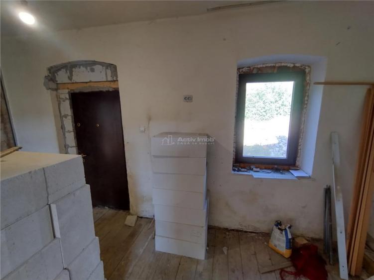 Casă cu 3 camere cu Teren 575 Mp în Central