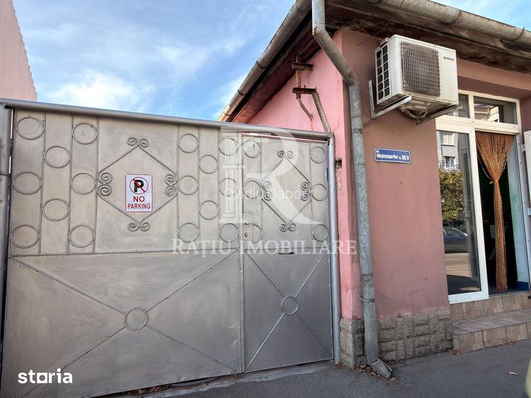 Casa cu spa?iu comercial la strada, curte ?i gradina | Oradea
