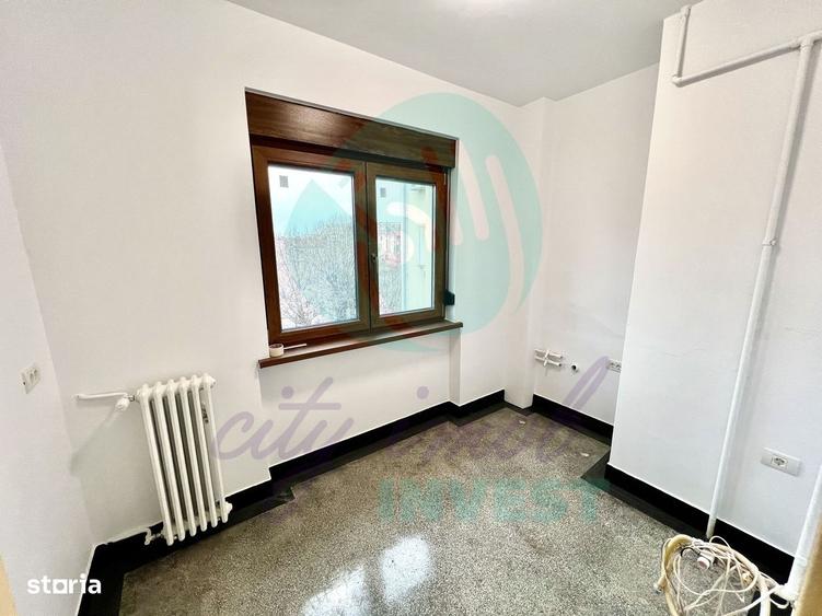 Apartament cu 4 camere decomandat în Cișmigiu