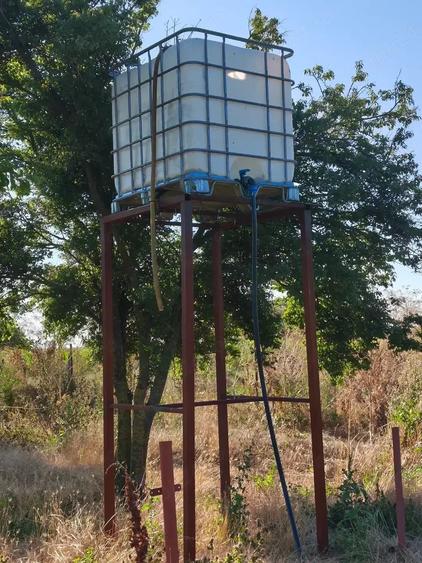 Casă cu Teren 1629 Mp în Săceni