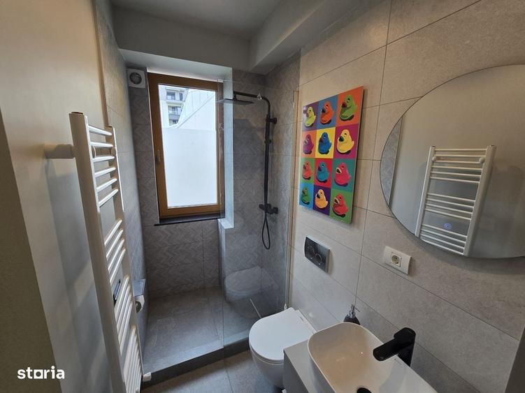 Apartament cu 3 camere semidecomandat în Domenii