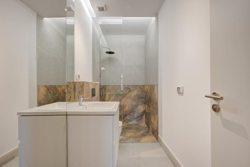 Apartament cu 2 camere semidecomandat în Timpuri Noi
