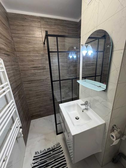 Apartament cu 2 camere semidecomandat în Năvodari Tabără