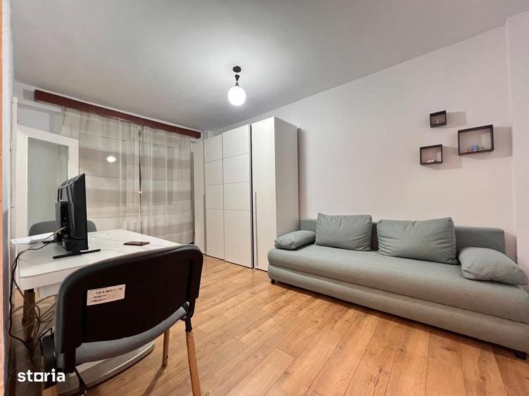 Apartament tip C, decomandat, o camera et.2 Central, zona Piata Mare - 4