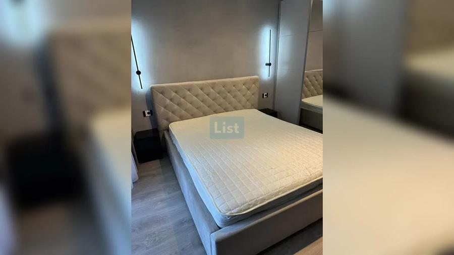 Apartament cu 2 camere semidecomandat în Sopor
