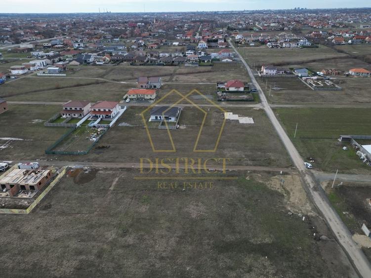 Teren Construcții intravilan de 818 mp, în Moșnița Nouă