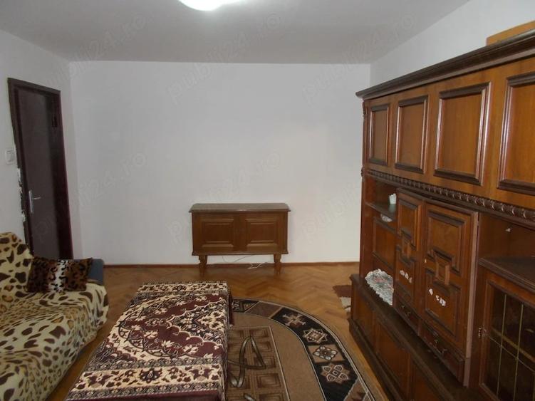 Apartament cu 3 camere semidecomandat în Freidorf