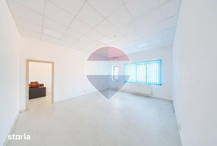 Spațiu comercial, de 1,180.59 mp, în Central