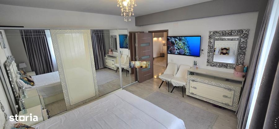 Apartament cu 3 camere semidecomandat în Zona Industrială