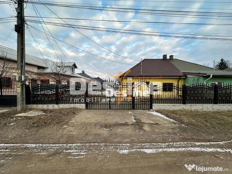 Casă cu 3 camere cu Teren 450 Mp în Central
