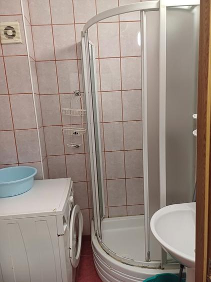 Inchiriez apartament 2 camere - 12