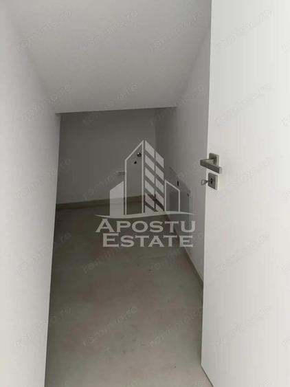 Casă cu Teren 240 Mp în Giarmata