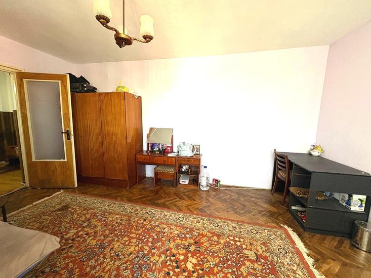 Apartament cu 2 camere decomandat în Ultracentral