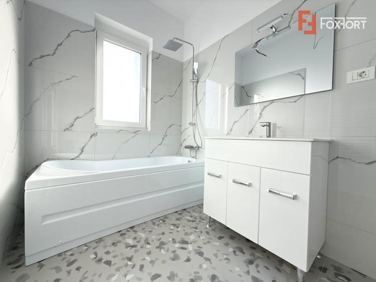 Duplex cu 4 camere cu Teren 374 Mp în Covaci
