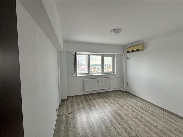 Apartament cu 2 camere decomandat în Vitan
