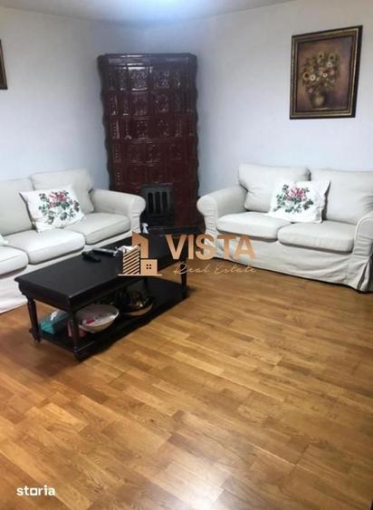 Casă cu 5 camere cu Teren 490 Mp în Vulcan