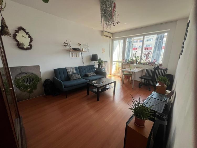 Apartament cu 2 camere semidecomandat în Dorobanți
