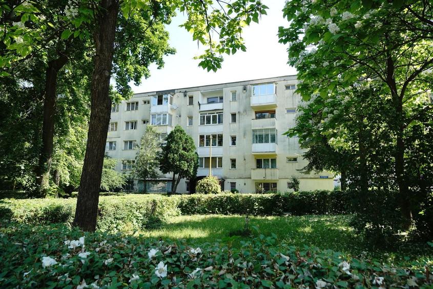 Apartament cu 2 camere semidecomandat în Drumul Carului
