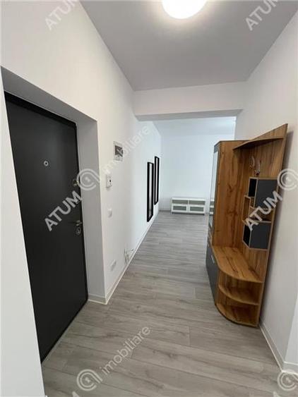 Apartament cu 2 camere decomandat, mobilat în Șelimbăr