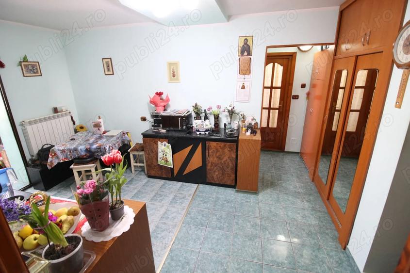 Apartament cu 2 camere decomandat, mobilat în Vest