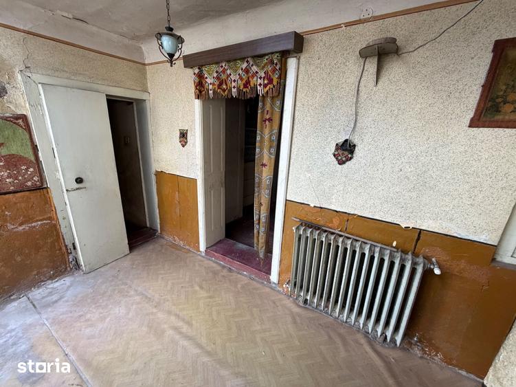 Casă cu 3 camere cu Teren 360 Mp în Lipoveni