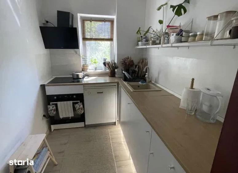 Apartament cu 3 camere în Tătărași