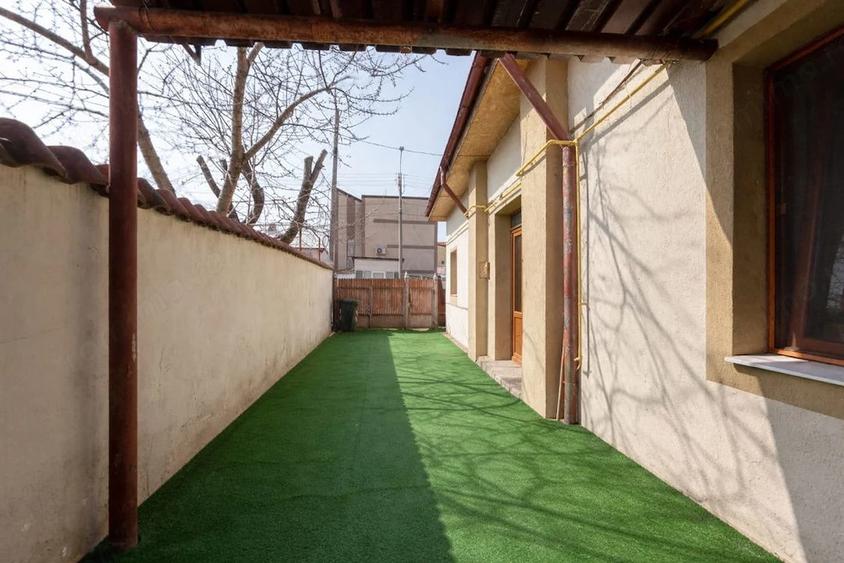 Casă cu Teren 126 Mp în Central