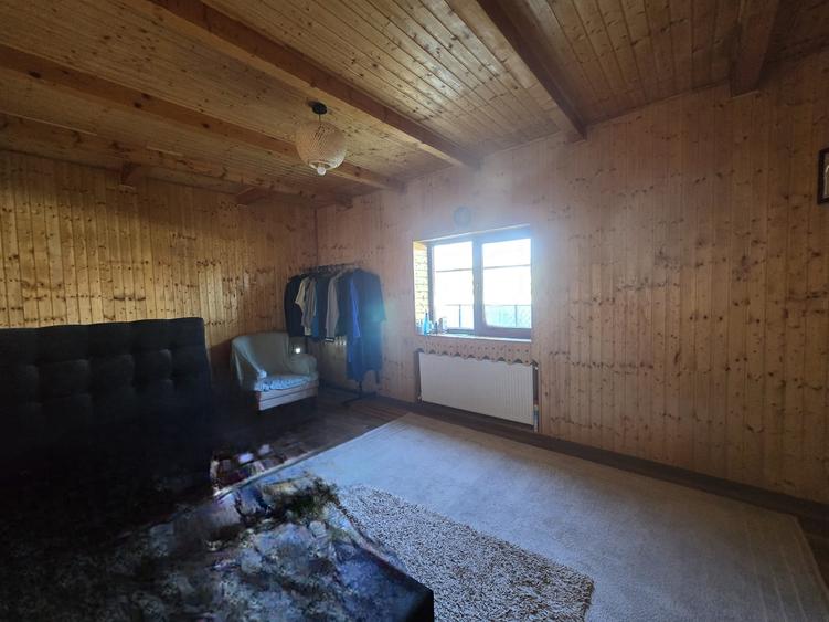Casă individuală cu 2 camere cu Teren 451 Mp în Cazasu