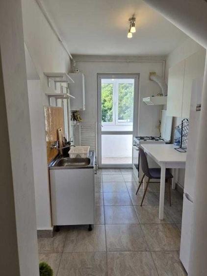 Apartament cu 2 camere decomandat în Grigorescu