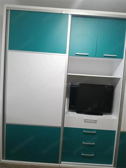 Apartament cu 2 camere decomandat în Lazu
