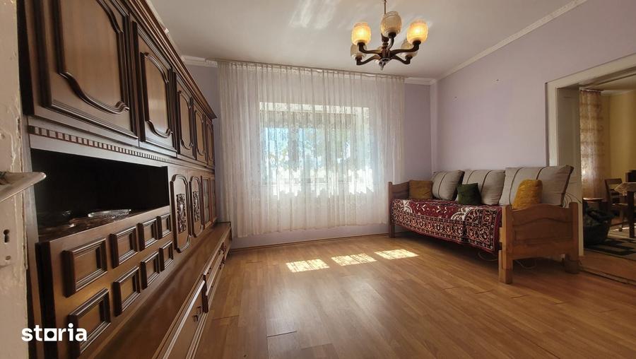 Casă cu 3 camere cu Teren 4741 Mp în Culciu