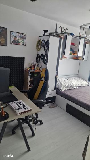 Casă cu 4 camere cu Teren 250 Mp în Cernica