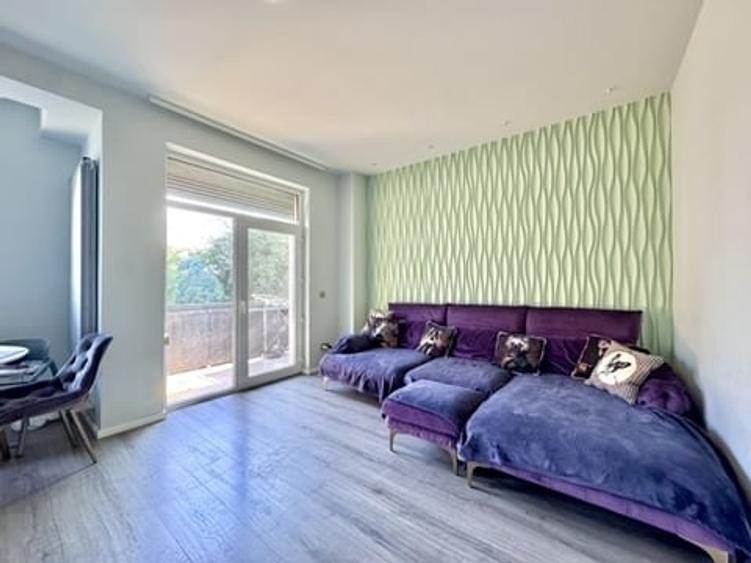 Apartament cu 2 camere decomandat, mobilat în Primo