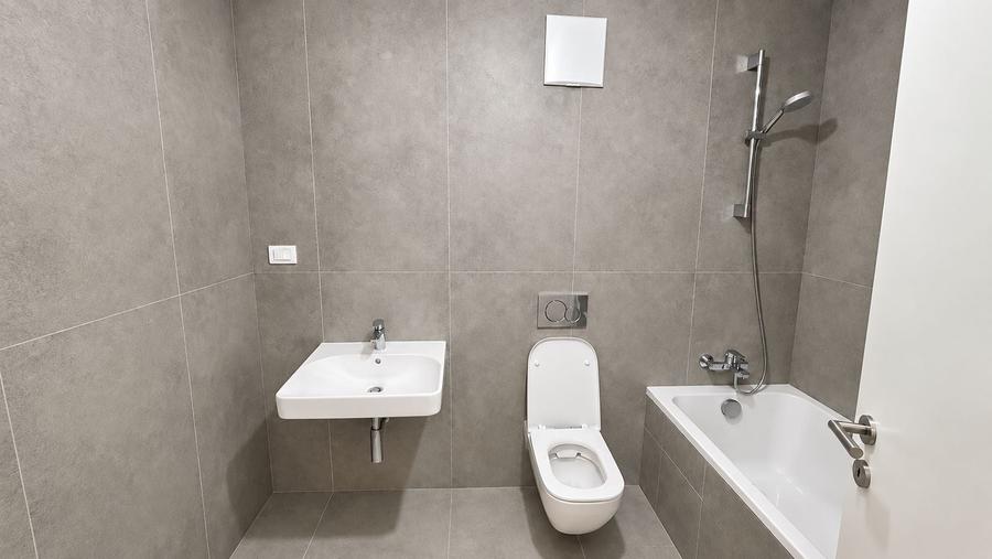 Apartament cu 2 camere semidecomandat în Dâmbul Rotund