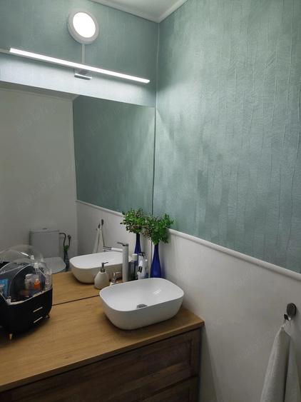 Apartament cu 4 camere decomandat în Ampoi 3